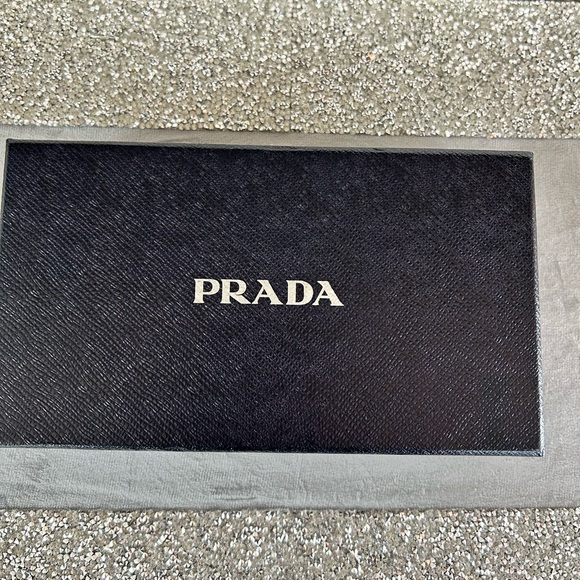 🎁 Prada Madras Wallet/Wristlet - Picture 10 of 10